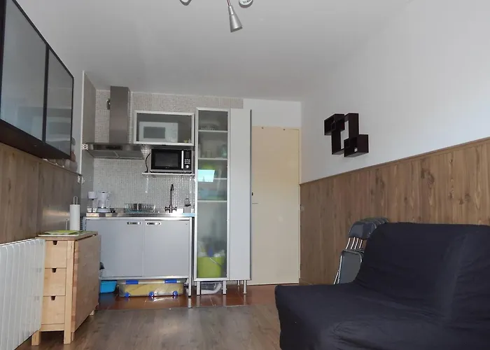 Διαμέρισμα Lumineux, Bien Equipe Au Coeur De La Station, Ideal Pour 2 Adultes Et 1 Enfant. - Fr-1-592-60